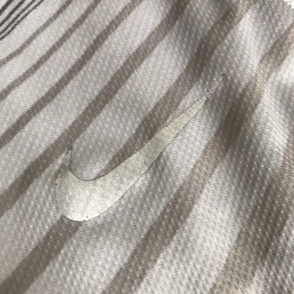 White Nike Athletic Tee (Men’s L) - Picture 2 of 6